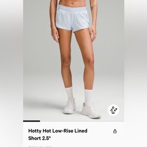 Lululemon hotty shorts 2.5